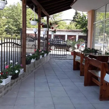 Stephanovy בית הארחה