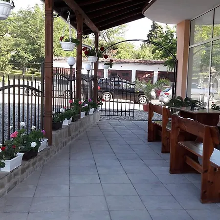 Stephanovy בית הארחה