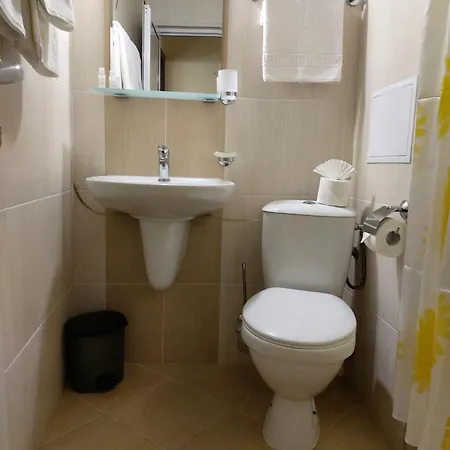 Stephanovy 招待所 2*